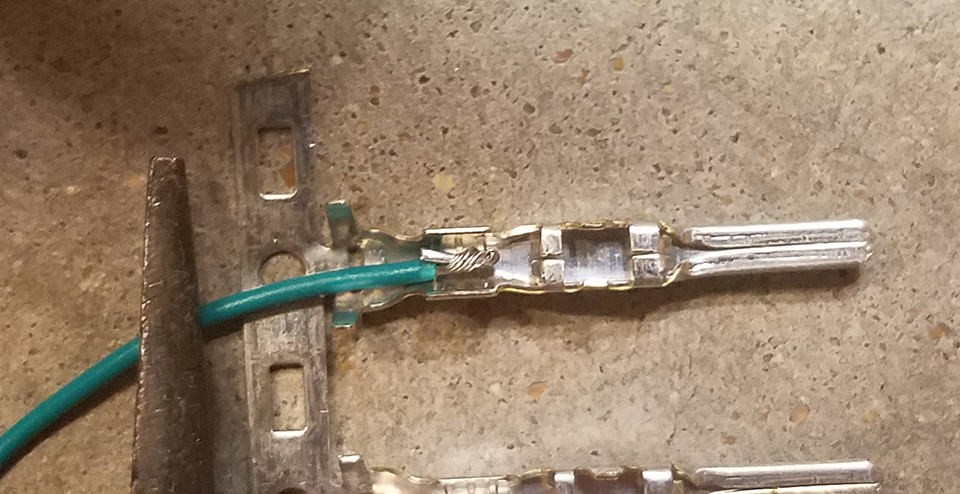 Attaching wire to 4-pin connector pin