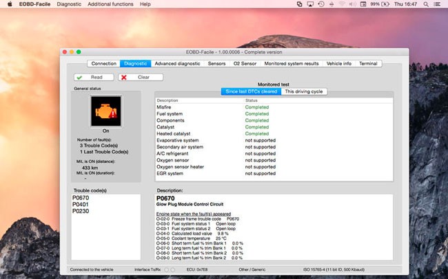 EOBD Facile OBD2 software interface on macOS, displaying vehicle diagnostics